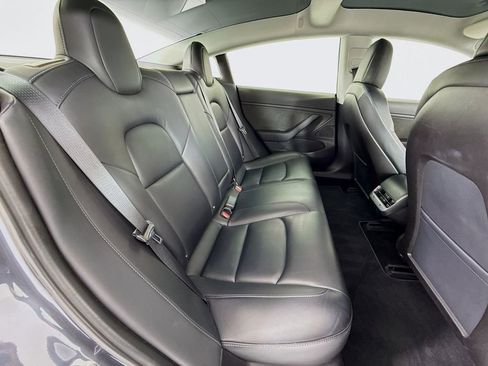 Used 2018 Tesla Model 3 image 26