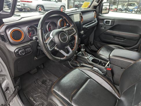 Used 2022 Jeep Gladiator Mojave w/ LED Lighting Group image 12