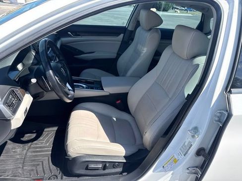 Used 2022 Honda Accord EX-L image 13