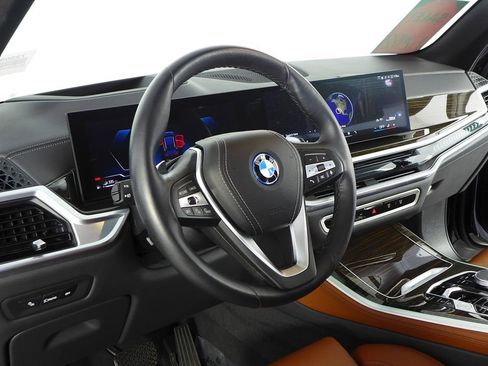Certified 2024 BMW X5 xDrive50e w/ Premium Package AWD/4WD image 31