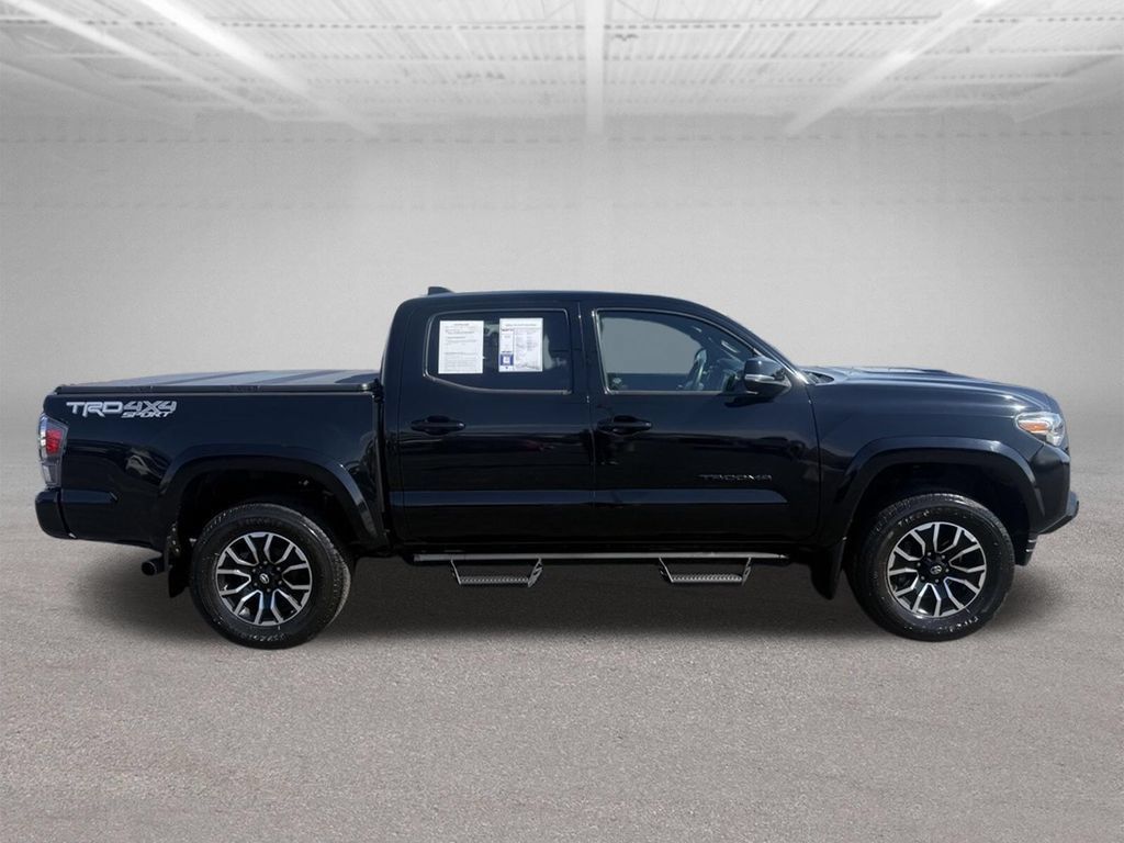Used 2021 Toyota Tacoma TRD Sport AWD/4WD image 3