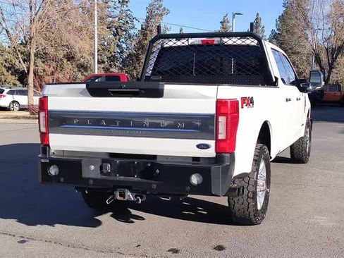 Used 2022 Ford F350 Platinum w/ FX4 Off-Road Package image 8