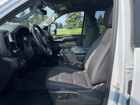 Used 2025 Chevrolet Silverado 3500 LT w/ All Star Edition AWD/4WD image 17