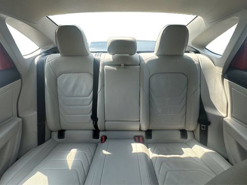Used 2019 Volkswagen Jetta SEL Premium FWD image 14