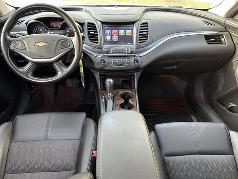 Used 2014 Chevrolet Impala LT w/ Convenience Package image 14