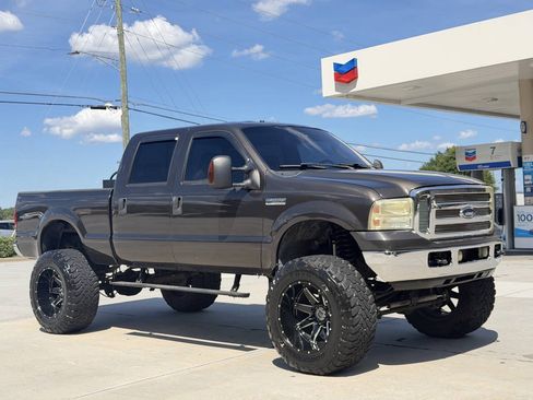 Used 2007 Ford F250 Lariat AWD/4WD image 3