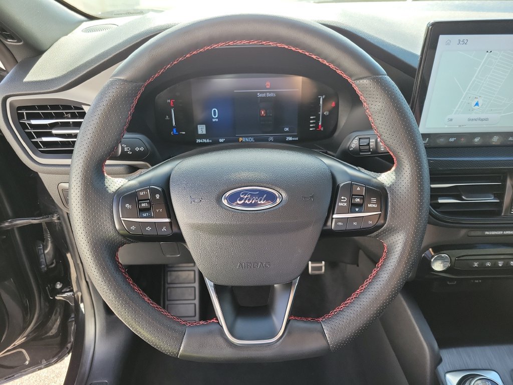 Used 2024 Ford Escape ST-Line w/ Tech Pack #1 AWD/4WD image 23