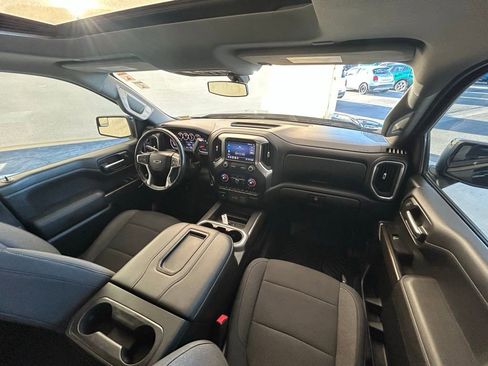 Used 2020 Chevrolet Silverado 1500 LT Trail Boss image 15