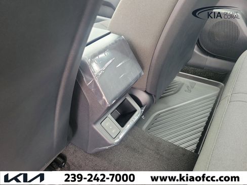 New 2026 Kia K4 FWD image 15