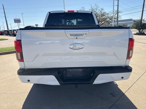 Used 2018 Ford F150 Lariat w/ Equipment Group 502A Luxury image 6