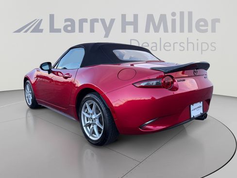 Used 2016 MAZDA MX-5 Miata Sport RWD image 3