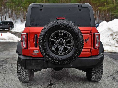 Used 2023 Ford Bronco Wildtrak image 9