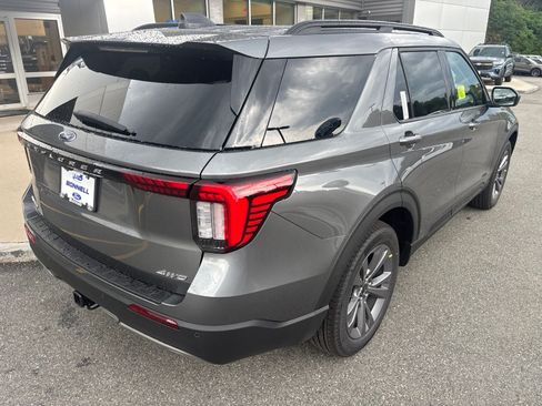 New 2026 Ford Explorer Active w/ Active Comfort Package AWD/4WD image 3