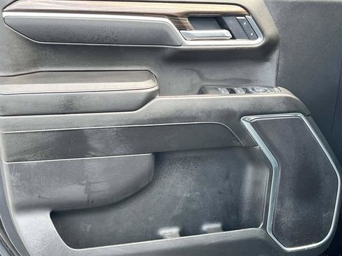 Used 2025 Chevrolet Silverado 1500 LT RWD image 13