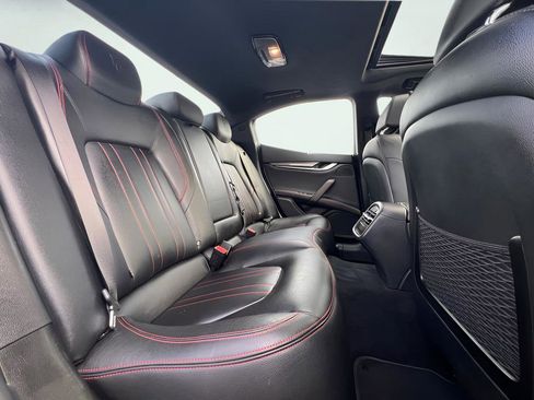 Used 2019 Maserati Ghibli S Q4 AWD/4WD image 29