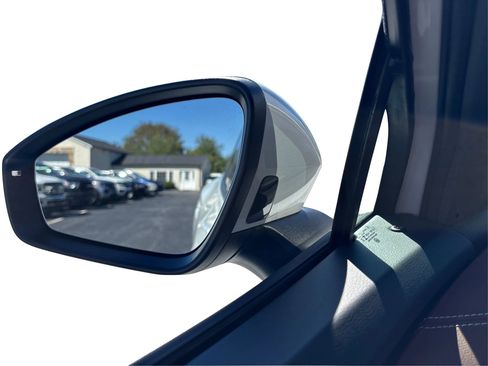 Used 2022 Volkswagen ID.4 Pro S w/ Gradient Package image 49