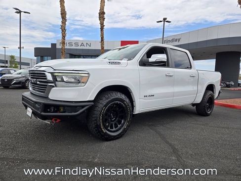 Used 2022 RAM 1500 Laramie AWD/4WD image 2