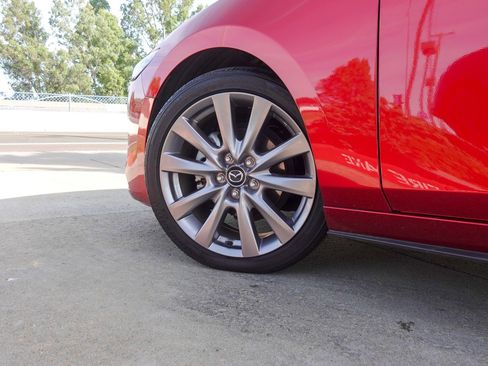 Used 2021 MAZDA MAZDA3 s image 8