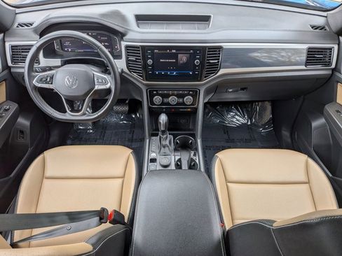 Used 2023 Volkswagen Atlas Cross Sport SE image 19