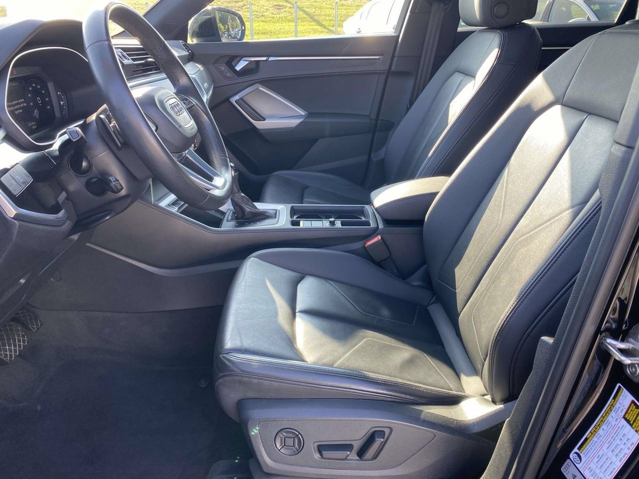 Used 2025 Audi Q3 2.0T Premium AWD/4WD image 26