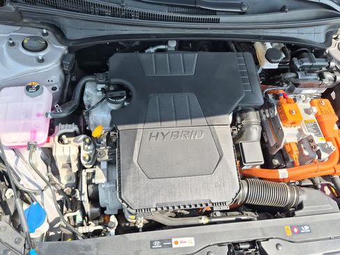 Used 2023 Hyundai Elantra Limited FWD image 22