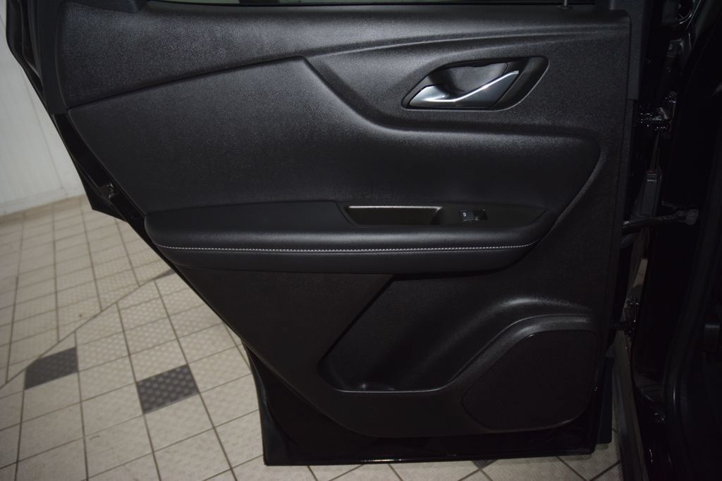 Used 2024 Chevrolet Blazer LT w/ Convenience Package FWD image 50