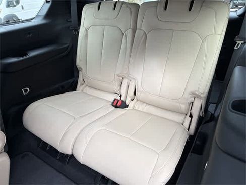 New 2025 Jeep Grand Cherokee L Limited image 40