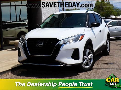 Used 2024 Nissan Kicks S FWD image 1