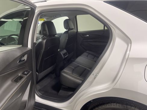 Used 2024 Chevrolet Equinox Premier image 13