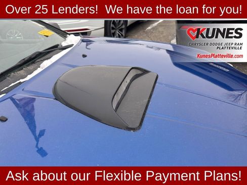 Used 2013 Dodge Avenger SE image 16