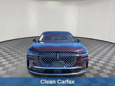 Used 2024 Lincoln Nautilus Reserve AWD/4WD image 2
