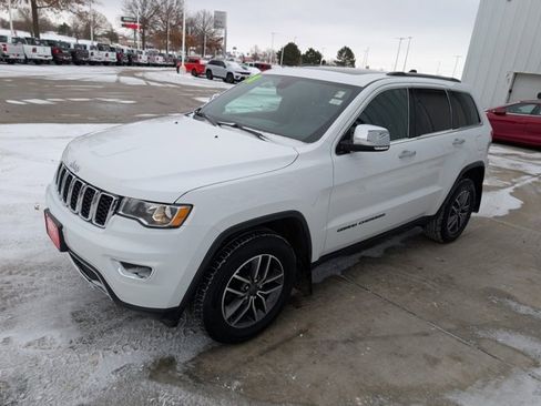 Used 2019 Jeep Grand Cherokee Limited image 35