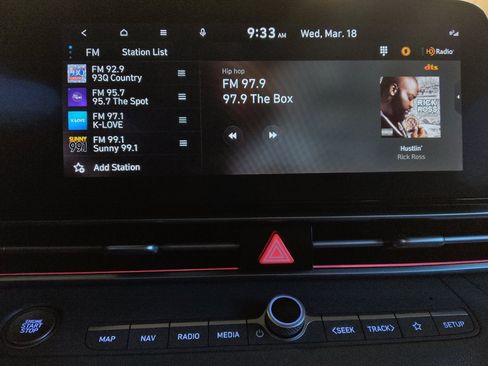 Used 2024 Hyundai Elantra SEL w/ Convenience Package image 25