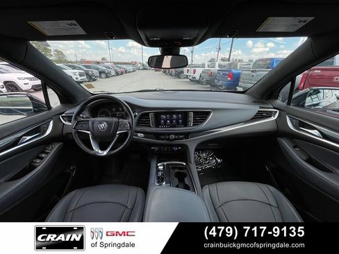 Used 2024 Buick Enclave Essence FWD image 28
