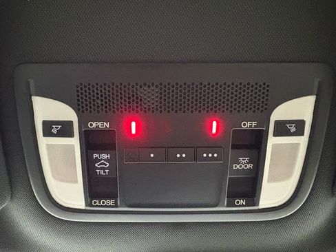 Used 2022 Acura ILX image 29