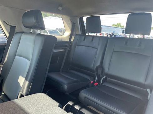 Used 2016 Toyota 4Runner SR5 Premium AWD/4WD image 19