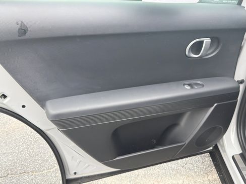 Used 2024 Hyundai Ioniq 5 SE RWD image 21