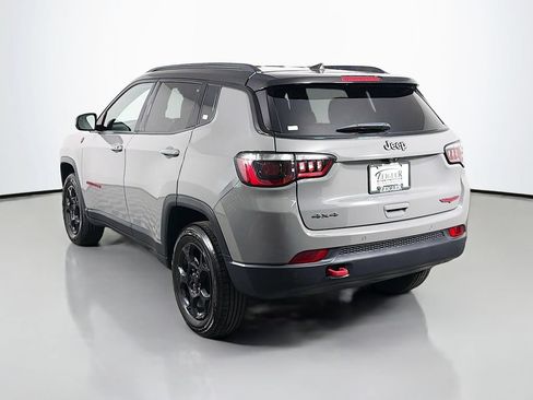 Used 2024 Jeep Compass Trailhawk AWD/4WD image 5