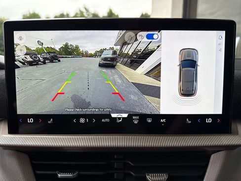 New 2026 Ford Explorer Active AWD/4WD image 5