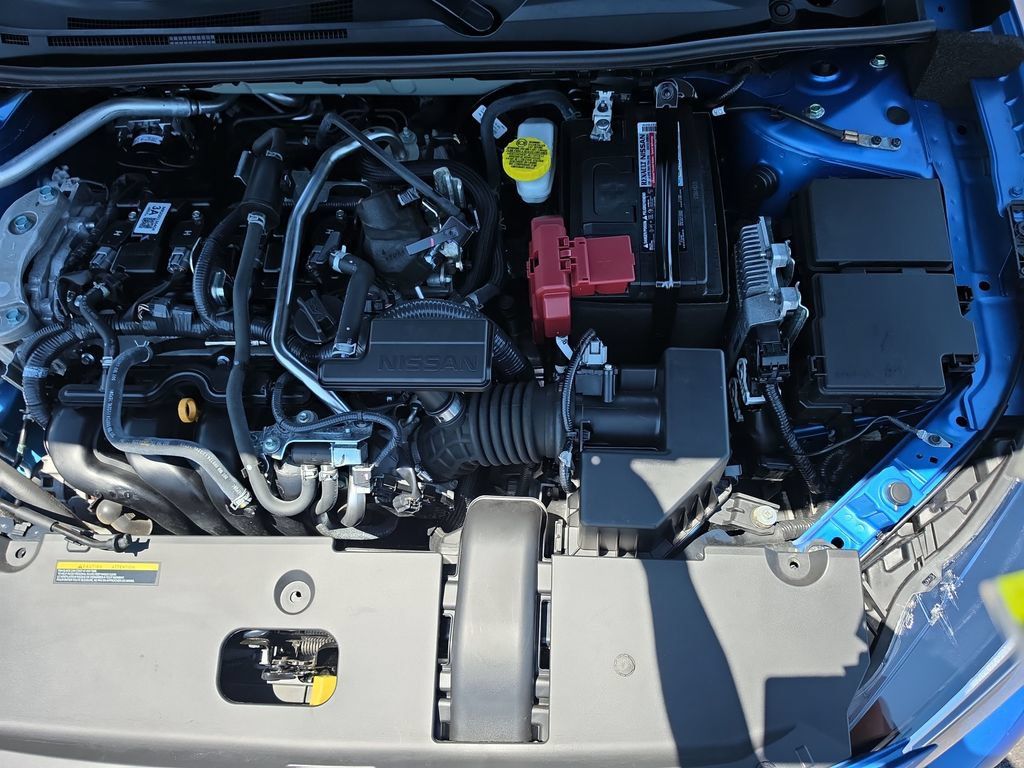 Used 2025 Nissan Sentra SR FWD image 10
