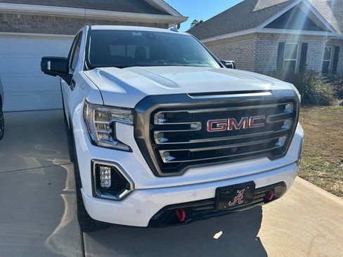 Used 2021 GMC Sierra 1500 AT4 w/ AT4 Premium Package image 2