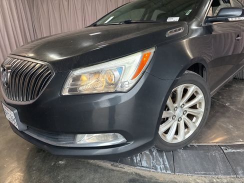 Used 2015 Buick LaCrosse Leather image 9
