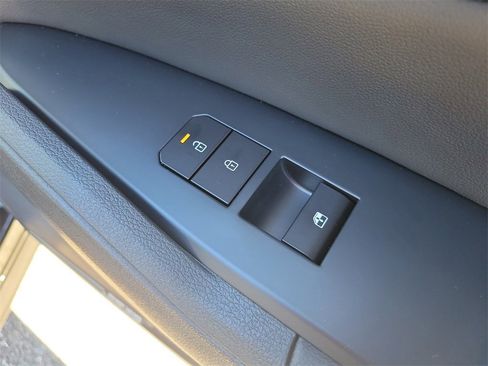 New 2026 Kia Sportage SX image 11