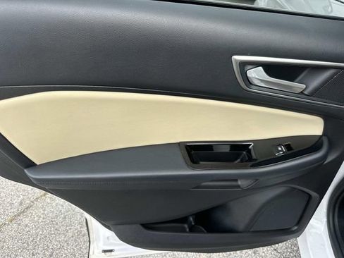 Used 2017 Ford Edge SEL w/ Equipment Group 201A image 21