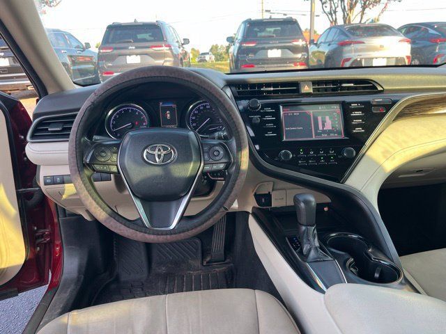 Used 2019 Toyota Camry LE FWD image 16
