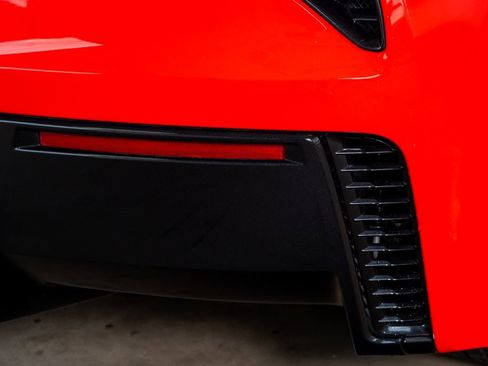 Used 2018 Chevrolet Corvette Z06 RWD image 15