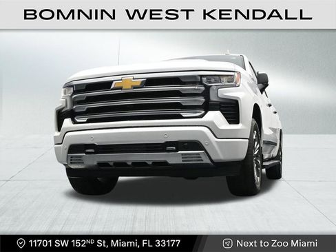 Used 2023 Chevrolet Silverado 1500 High Country w/ Technology Package image 27
