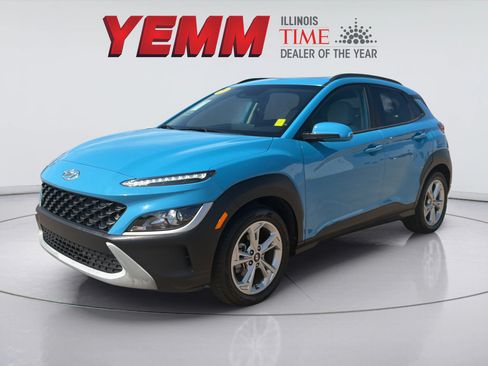 Used 2023 Hyundai Kona SEL w/ Convenience Package FWD image 4
