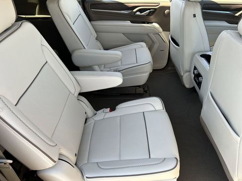 Used 2024 GMC Yukon XL Denali w/ Max Trailering Package image 28