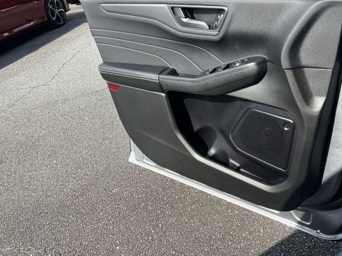 Used 2023 Ford Escape Active w/ Cold Weather Package FWD image 12